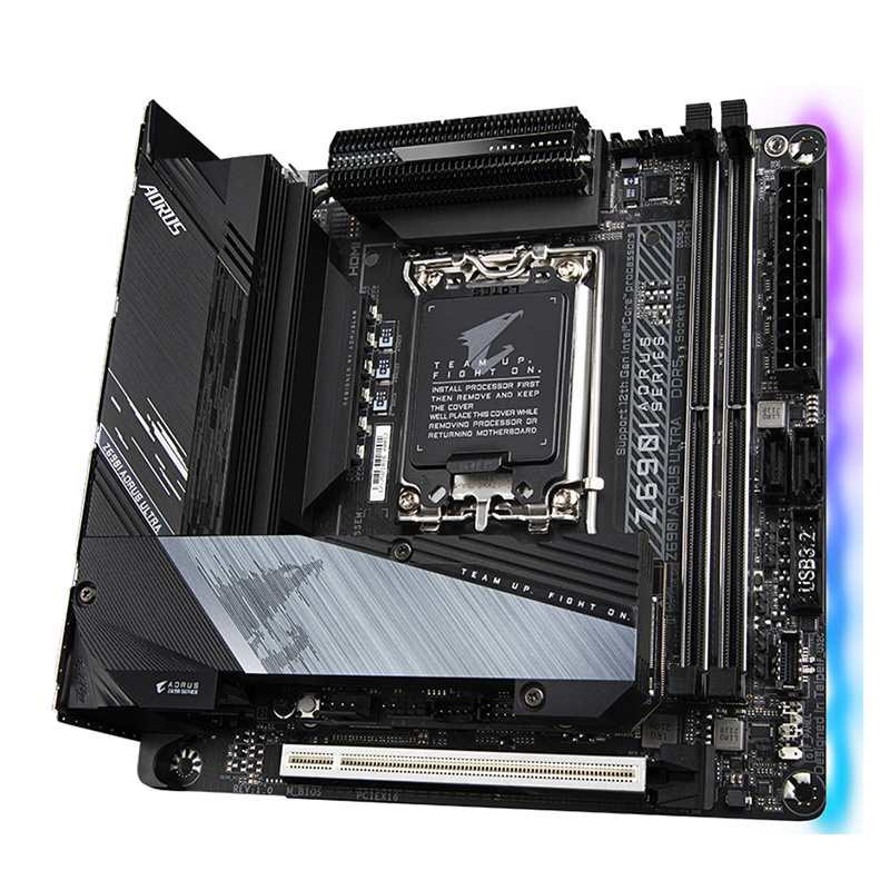 Scheda Madre Desktop Mini-ITX  - Lga1700 Itx Motherboard Ddr5 recensione e prezzo